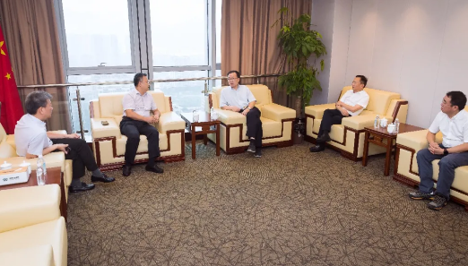供应链综合商业服务平台迈进浙江第一站 — — 9001cc金沙以诚为本与温州交运集团战略签约